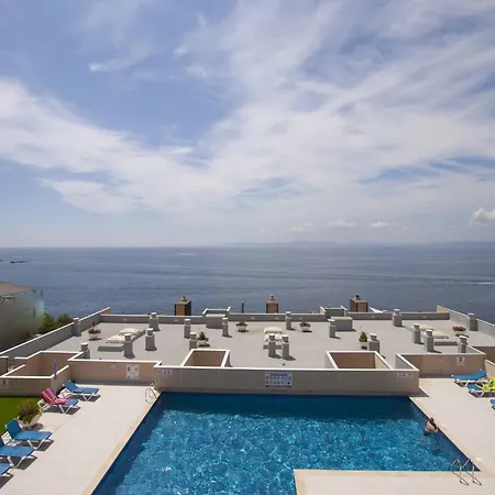 In With Stunning Sea Views * 罗萨斯