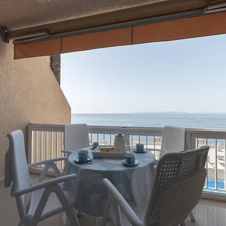 In With Stunning Sea Views * 罗萨斯